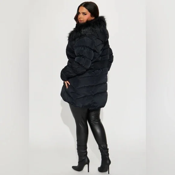 Fashion Nova Black Puffer Jacket with Faux Fur Hood - Picture 3 of 6